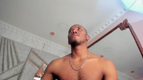 Snapshot of jamesparck chatting on January 4, 3:39 pm James online show from January 4, 3:39 pm