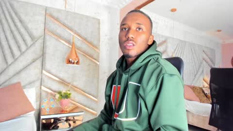 Snapshot of jamesparck chatting on January 8, 4:22 pm James online show from January 8, 4:22 pm