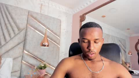 Snapshot of jamesparck chatting on January 12, 6:27 pm James online show from January 12, 6:27 pm