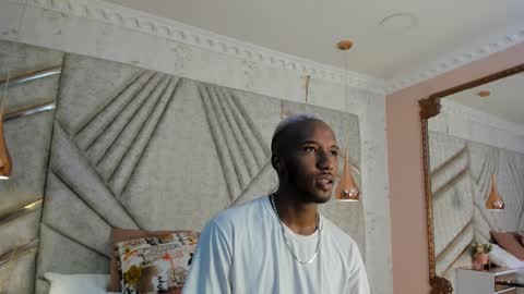 Snapshot of jamesparck chatting on February 9, 12:08 pm James online show from February 9, 12:08 pm