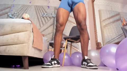 Snapshot of jamesparck chatting on February 17, 3:20 pm James online show from February 17, 3:20 pm