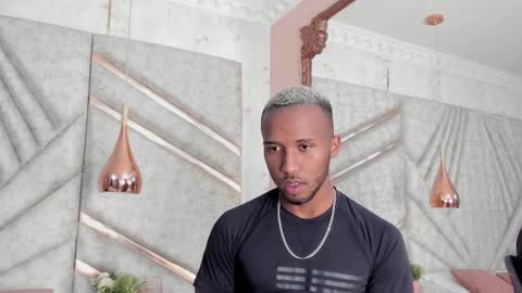 Snapshot of jamesparck chatting on February 28, 3:48 pm James online show from February 28, 3:48 pm