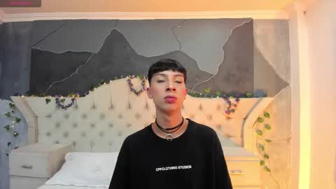 jamess_carterr_ online show from February 17, 1:02 am