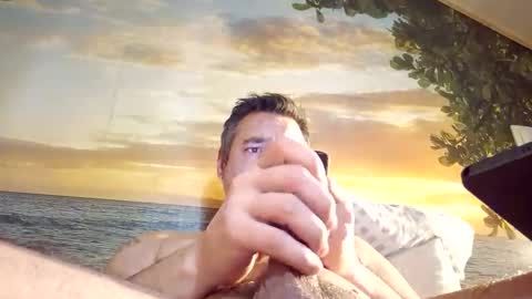 Snapshot of jamessisi chatting on December 31, 2:19 am jamessisi online show from December 31, 2:19 am