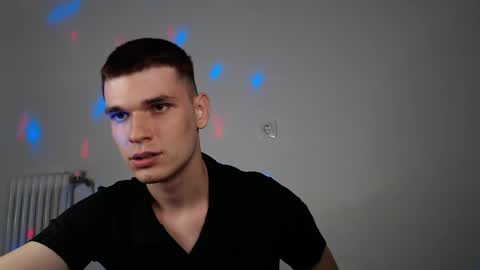 Snapshot of jamesstone49 chatting on November 1, 2:52 pm JamesOn online show from November 1, 2:52 pm