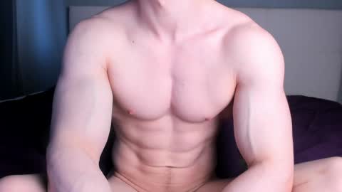 Snapshot of jamesstong chatting on December 31, 9:10 am James Strong online show from December 31, 9:10 am