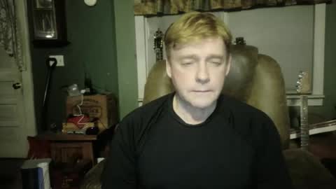 Snapshot of jamesxxxcam chatting on June 23, 6:55 am James online show from June 23, 6:55 am