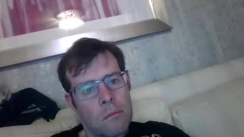 Snapshot of jamie516 chatting on April 1, 9:23 pm jamie516 online show from April 1, 9:23 pm