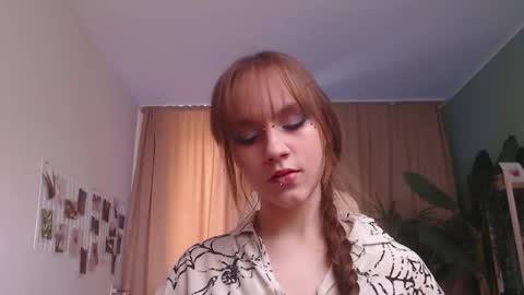 jamie_chung online show from March 23, 3:10 am