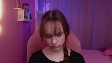 jamie_chung online show from April 7, 3:07 am