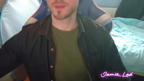 Snapshot of jamie_lad chatting on January 18, 11:00 am Jamie online show from January 18, 11:00 am