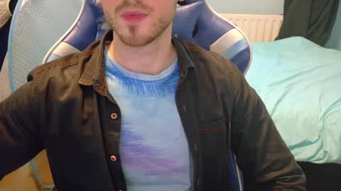 Snapshot of jamie_lad chatting on January 19, 10:28 am Jamie online show from January 19, 10:28 am