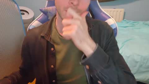 Snapshot of jamie_lad chatting on January 24, 11:04 am Jamie online show from January 24, 11:04 am