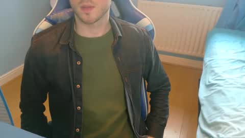 Snapshot of jamie_lad chatting on February 14, 2:23 pm Jamie online show from February 14, 2:23 pm