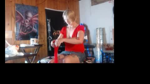 Jamie Bottoms online show from April 3, 12:36 pm