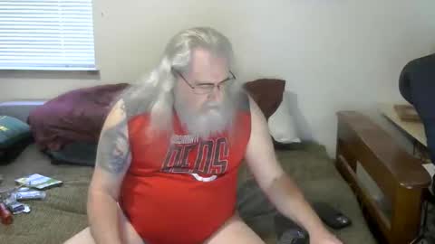 jamielove1975 online show from April 26, 9:45 pm