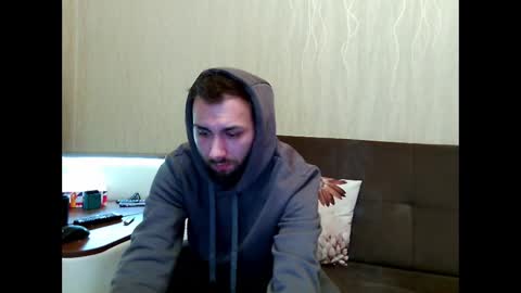 Robbie online show from February 10, 6:09 am