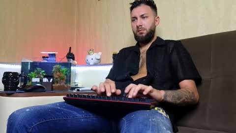 Robbie online show from October 2, 7:59 am