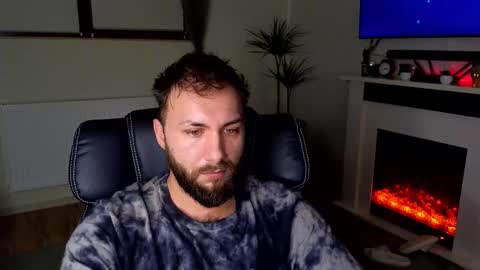 Snapshot of jamienoxus chatting on February 10, 6:17 am Robbie online show from February 10, 6:17 am