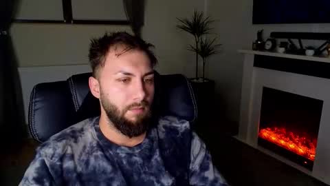 Snapshot of jamienoxus chatting on February 25, 7:51 am Robbie online show from February 25, 7:51 am