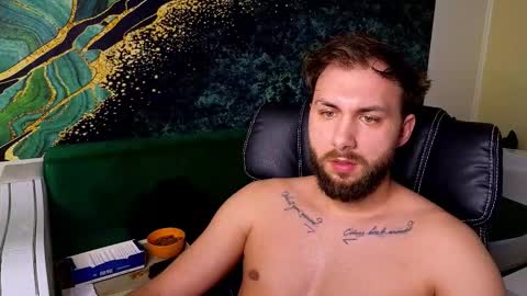 Snapshot of jamienoxus chatting on March 30, 8:32 pm Robbie online show from March 30, 8:32 pm