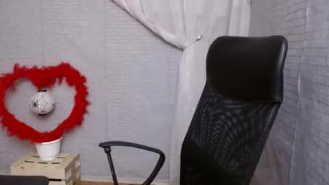 janaloveli online show from March 11, 9:37 pm