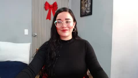    online show from April 15, 4:25 pm