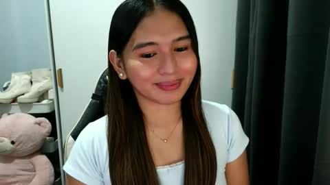 YOUR LOVELY JANE online show from November 14, 9:57 pm