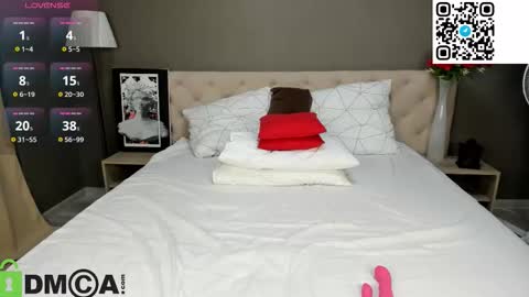 jane_broks online show from September 19, 11:49 pm