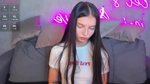 Eva online show from November 10, 1:04 am