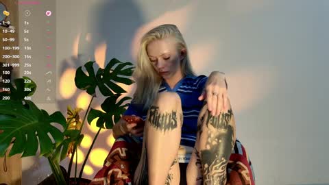 jane_margol1s online show from April 12, 10:37 pm