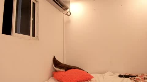 Snapshot of jane_monttgomery chatting on February 22, 3:34 am Jane M online show from February 22, 3:34 am