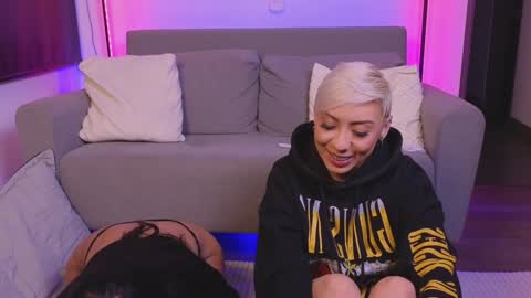 Snapshot of janehart_ chatting on December 14, 2:12 am Jane online show from December 14, 2:12 am