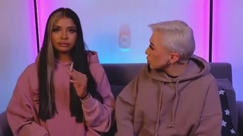 Snapshot of janehart_ chatting on February 10, 1:57 am Jane online show from February 10, 1:57 am