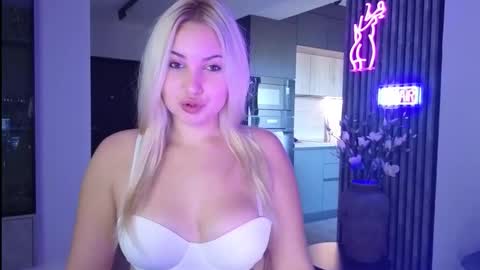 Jane online show from October 17, 2:08 pm