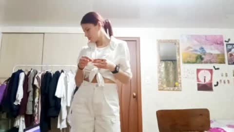 Snapshot of janenezinn chatting on April 23, 6:32 pm Sofia online show from April 23, 6:32 pm
