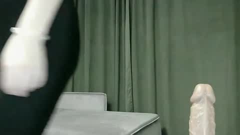 Janet online show from December 31, 5:18 pm