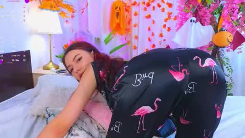 Jenifer online show from November 2, 7:44 am