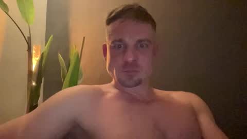 RoJan online show from February 19, 6:26 pm