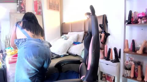 Janette online show from January 31, 3:20 am