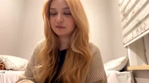 Kiki online show from February 27, 9:15 pm