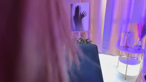 Hi Im Alice and here youll find something online show from November 4, 6:23 am