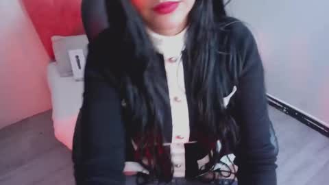 Snapshot of janne_lee chatting on February 28, 9:23 pm Janne for u online show from February 28, 9:23 pm