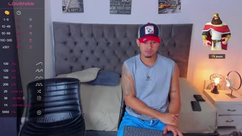 janomar01 online show from January 25, 10:18 pm