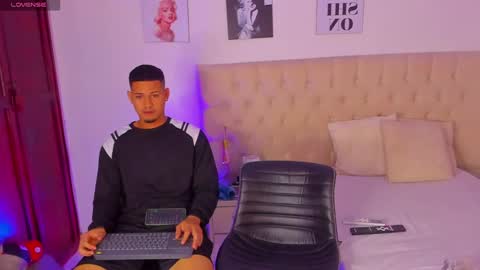 janomar01 online show from February 15, 12:22 pm