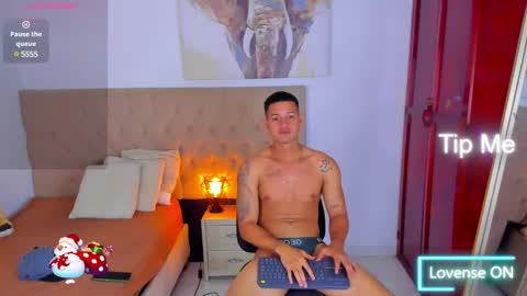 janomar01 online show from March 12, 10:07 pm