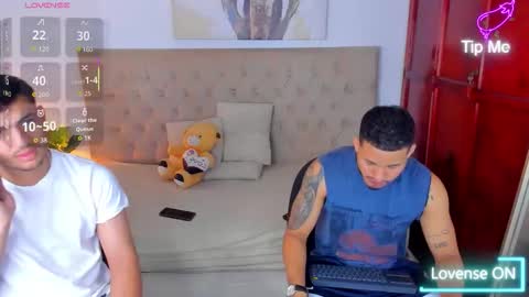 janomar01 online show from October 23, 6:39 pm