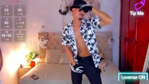 janomar01 online show from October 31, 7:26 pm