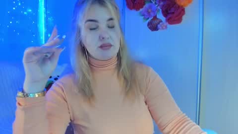 Snapshot of jansylines chatting on December 13, 8:26 pm JansyLines online show from December 13, 8:26 pm