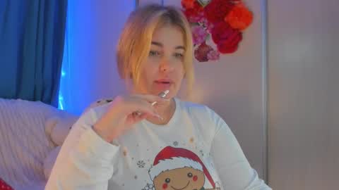 Snapshot of jansylines chatting on December 22, 6:49 am JansyLines online show from December 22, 6:49 am